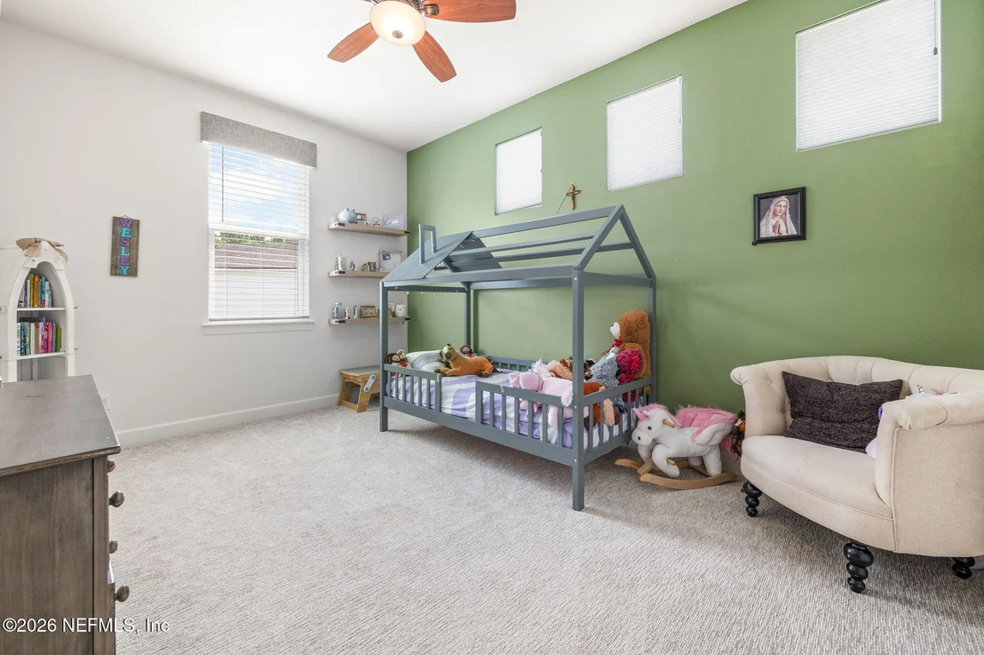 Photo of 681 GLENNEYRE Circle