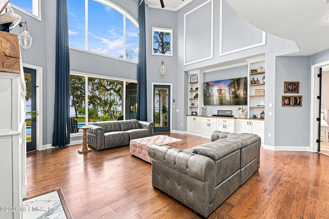 Photo of 120 RUSTIC OAKS Lane