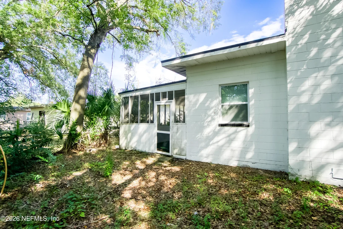 Photo of 6910 CARTIER Circle