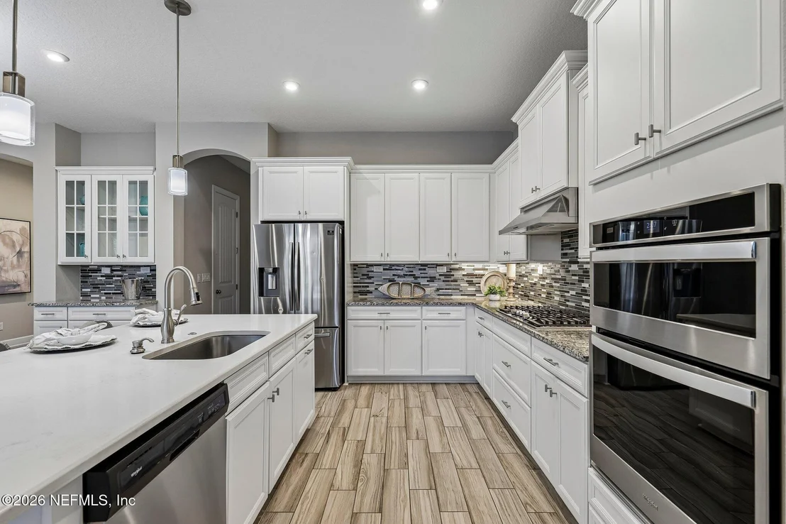 Photo of 114 GLENNEYRE Circle