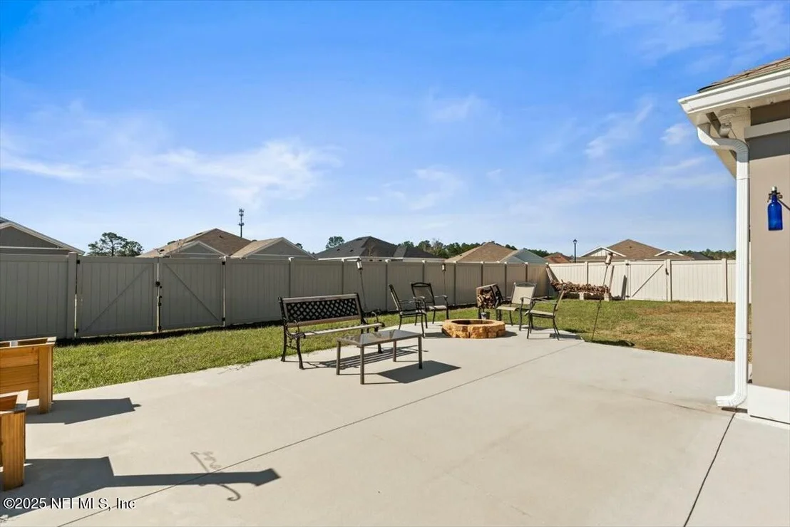 Photo of 10451 COLLINS FIELD Circle