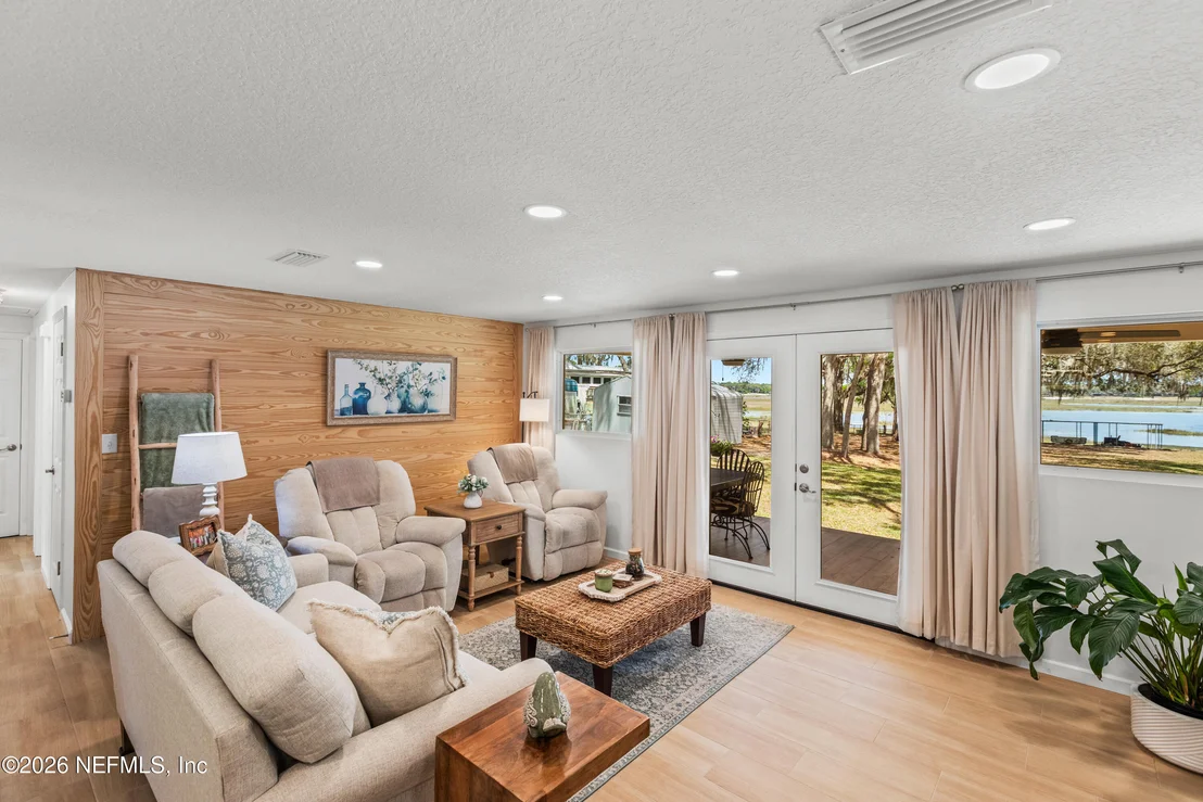 Photo of 5921 COUNTY ROAD 352