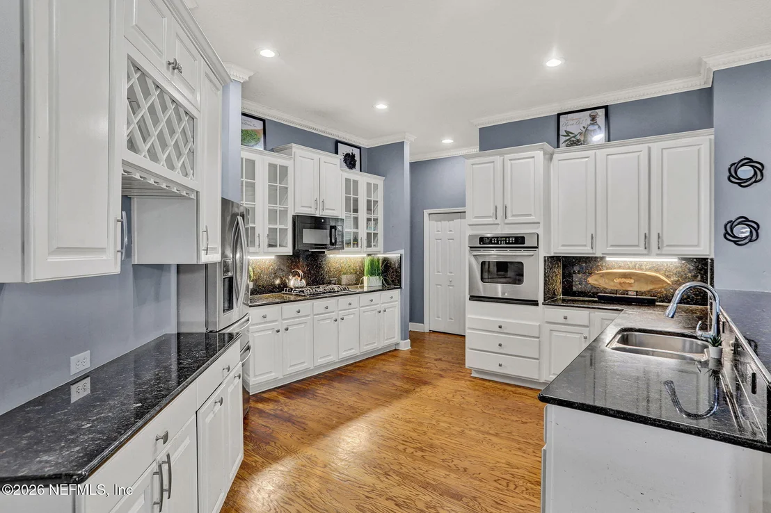 Photo of 10977 HICKORY TRACE Lane