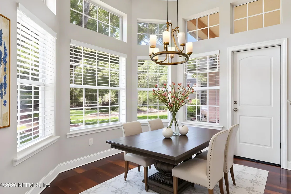 Photo of 7805 RITTENHOUSE Lane
