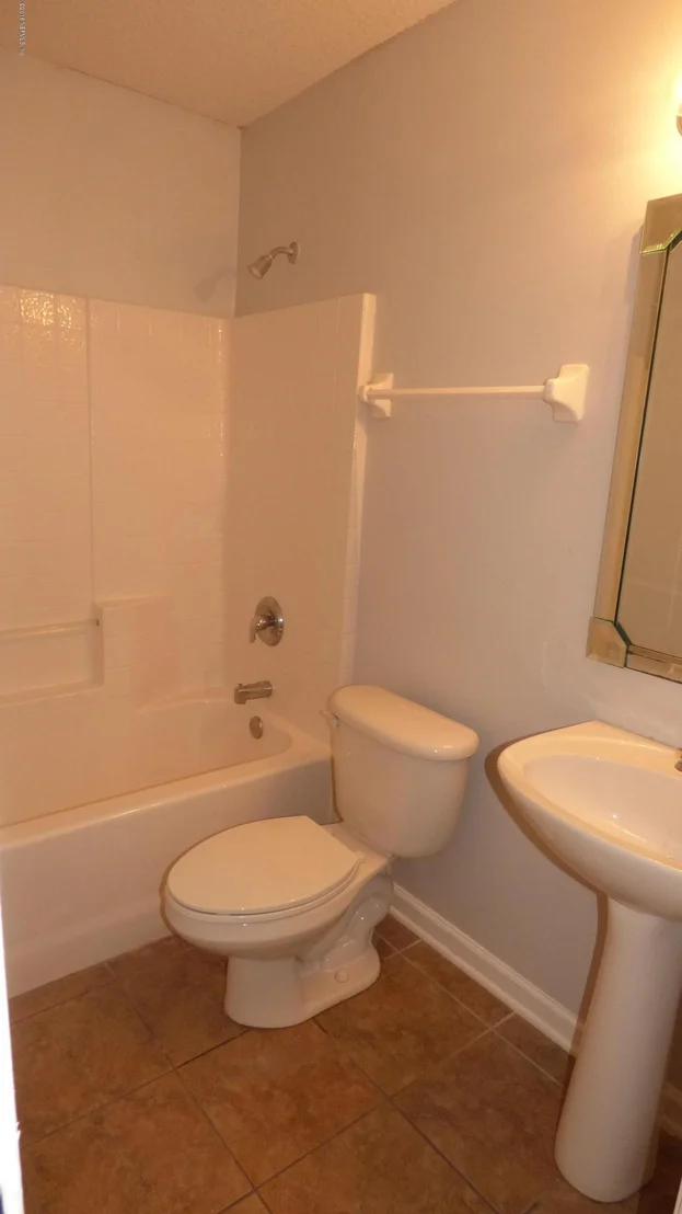 Photo of 13814 DEVAN LEE Drive E
