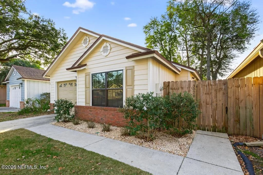Photo of 3828 MILLPOINT Drive