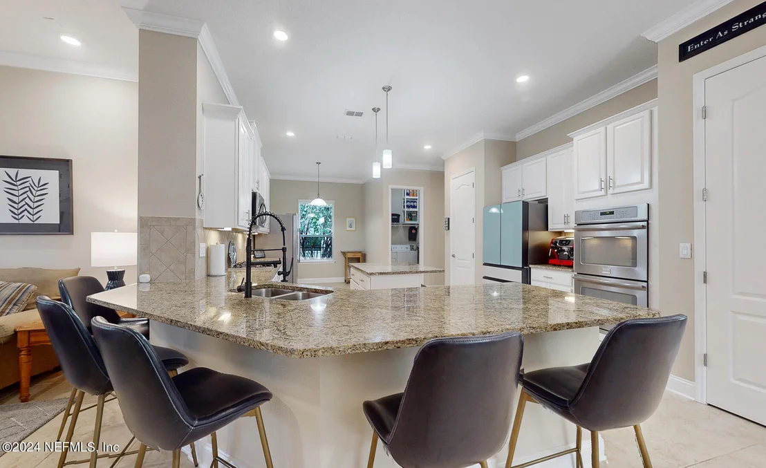 Photo of 15 MYRTLE BROOK Bend