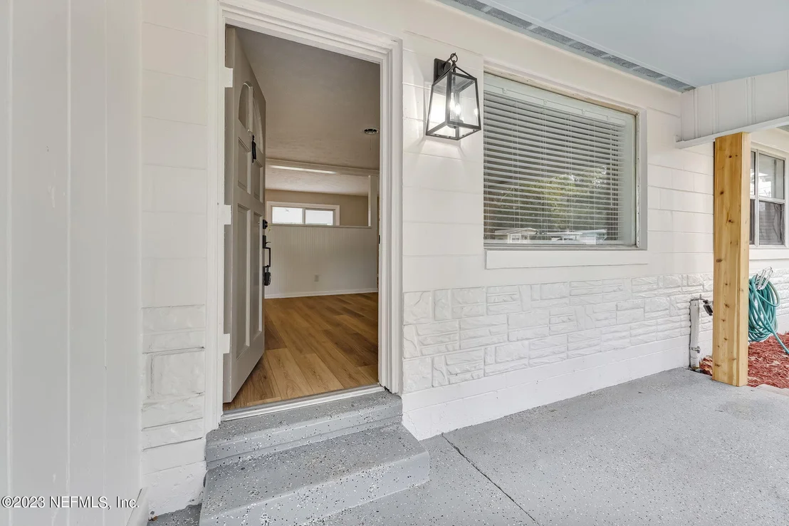 Photo of 6816 CINDERELLA Road