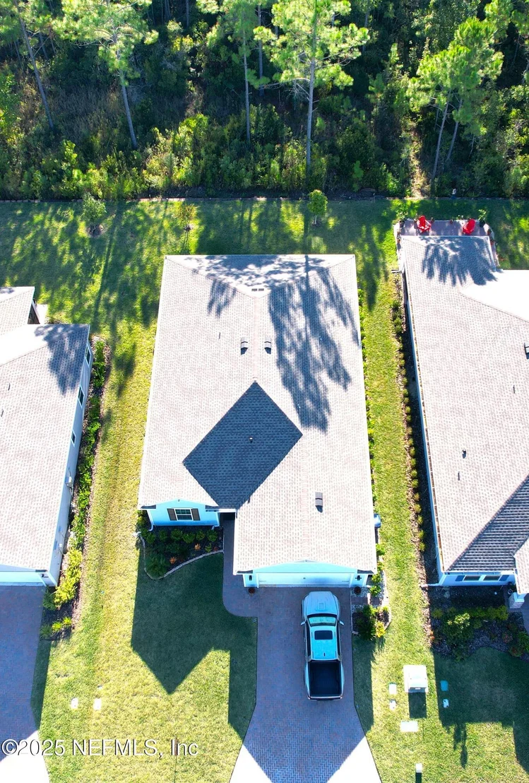 Photo of 75610 PONDSIDE Lane