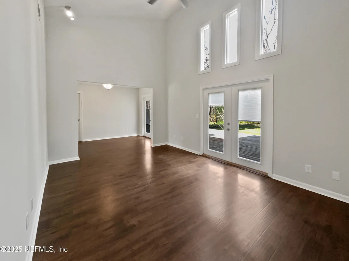 Photo of 601 MORGAN Street