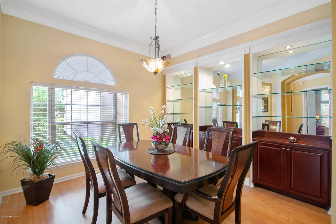 Photo of 115 GLEN OAKS Drive