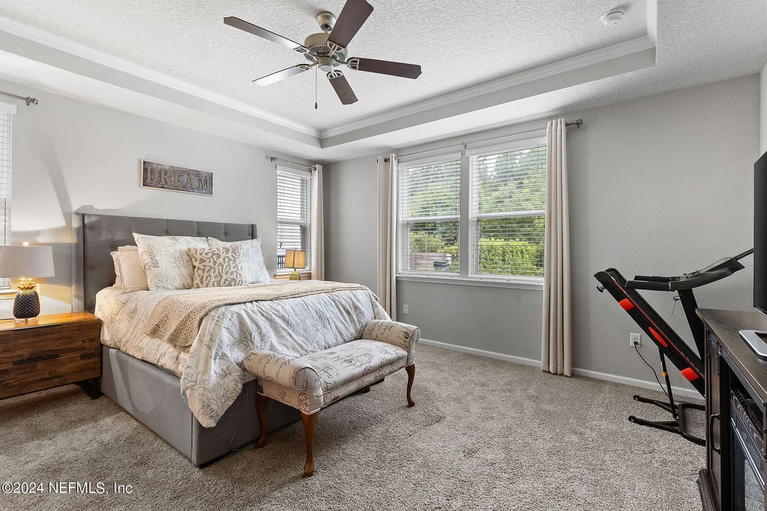 Photo of 387 PALISADE Drive