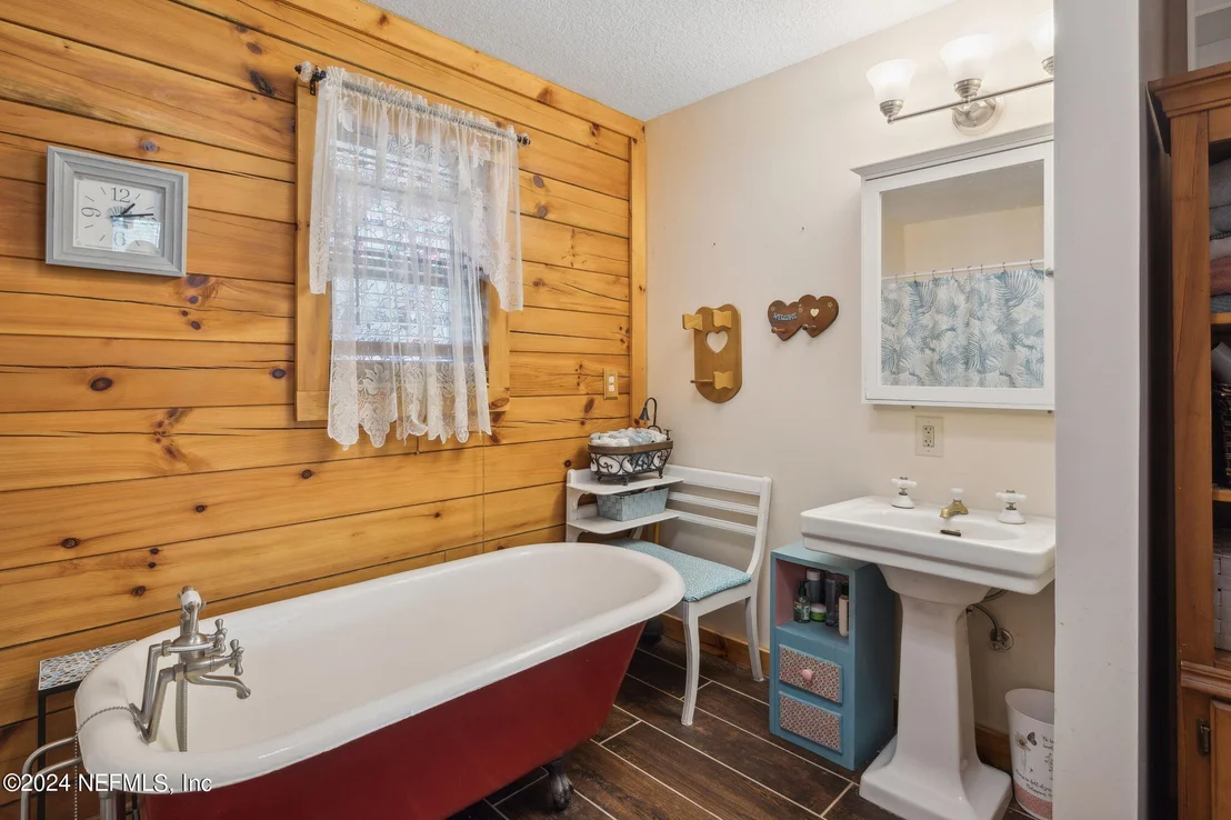 Photo of 16358 DEACON Drive