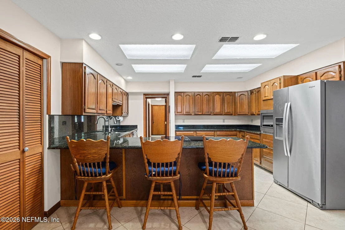 Photo of 4841 RAGGEDY POINT Road