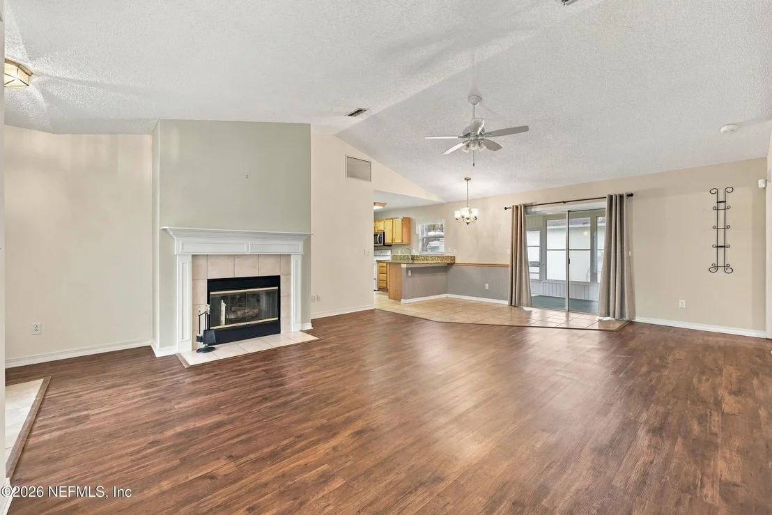 Photo of 421 MANGO Circle