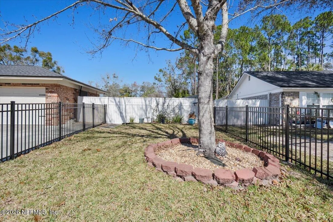 Photo of 1445 MARCIA Drive