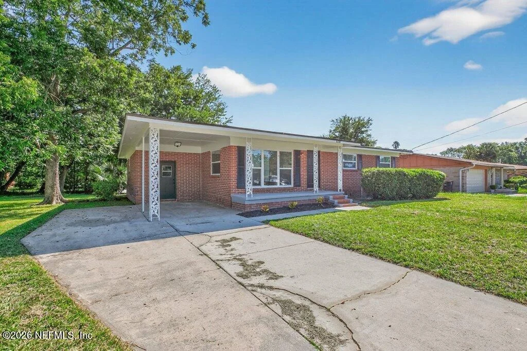 Photo of 6647 MANHATTAN Drive