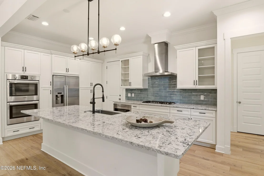 Photo of 315 RIDGEWAY Road