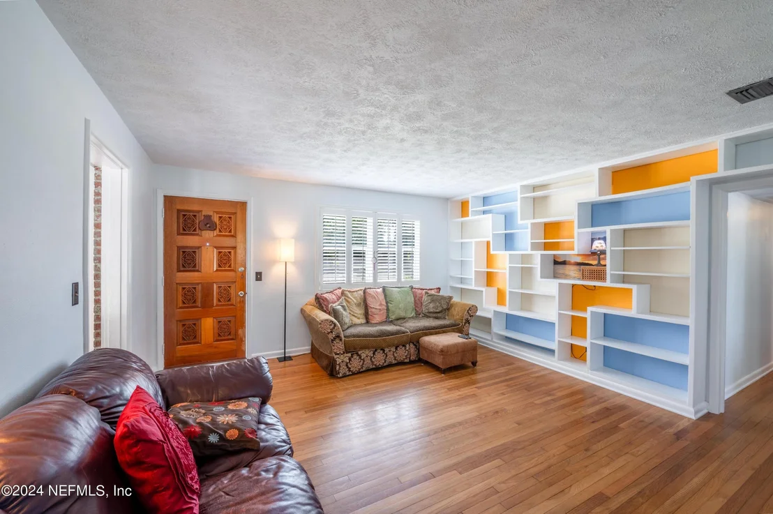 Photo of 8056 CATAWBA Drive