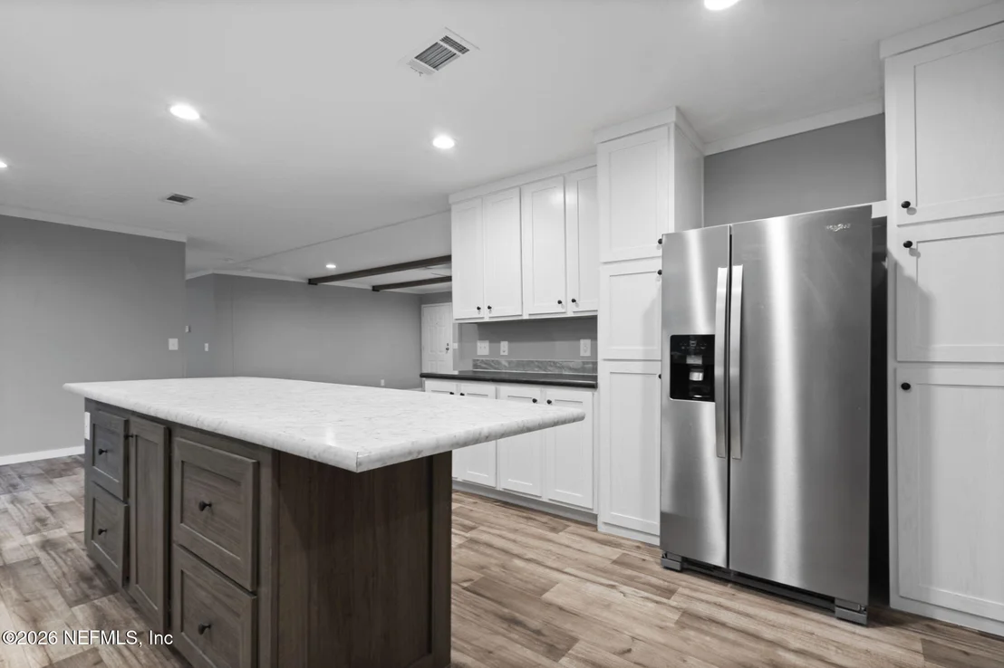 Photo of 5638 PALM Avenue