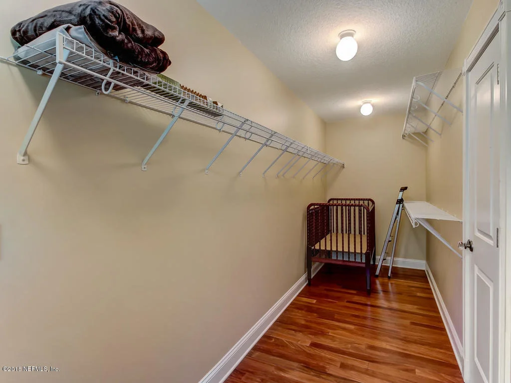 Photo of 595 W RIVER Road