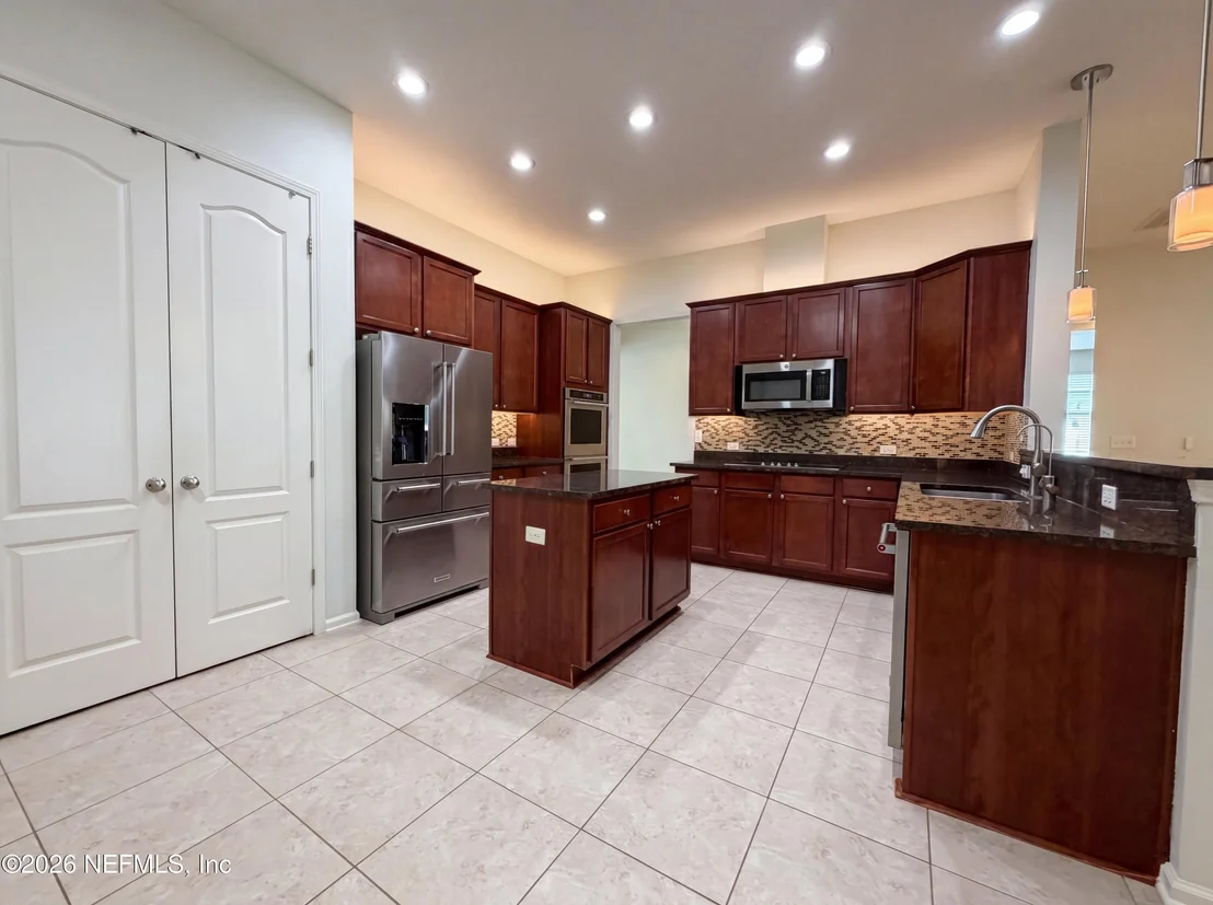 Photo of 367 TRELLIS BAY Drive