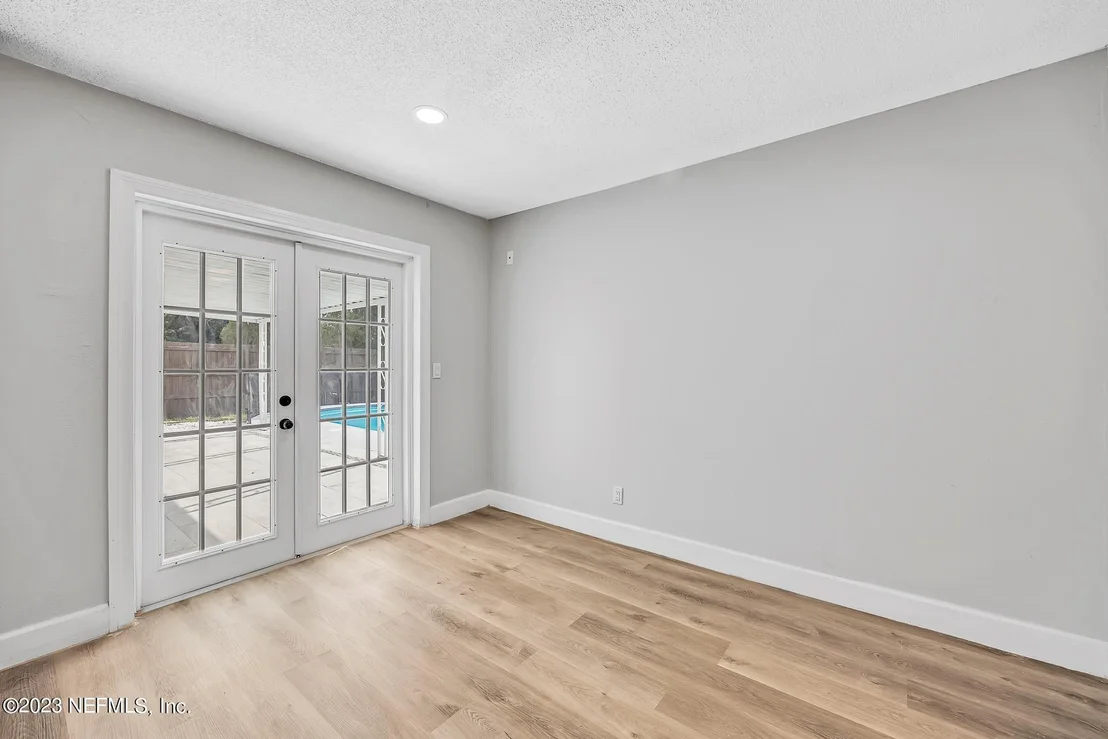 Photo of 6096 CHECKMATE Lane