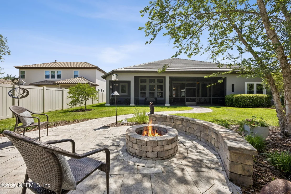 Photo of 35 AUBURNDALE Drive