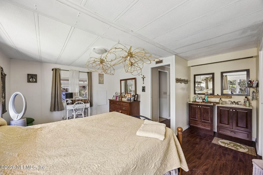 Photo of 110 PLUMOSA Drive