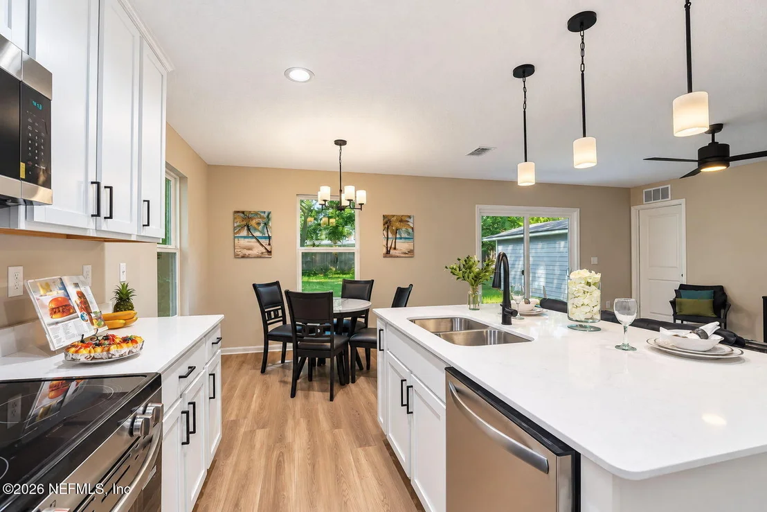 Photo of 1634 VALENCIA Drive
