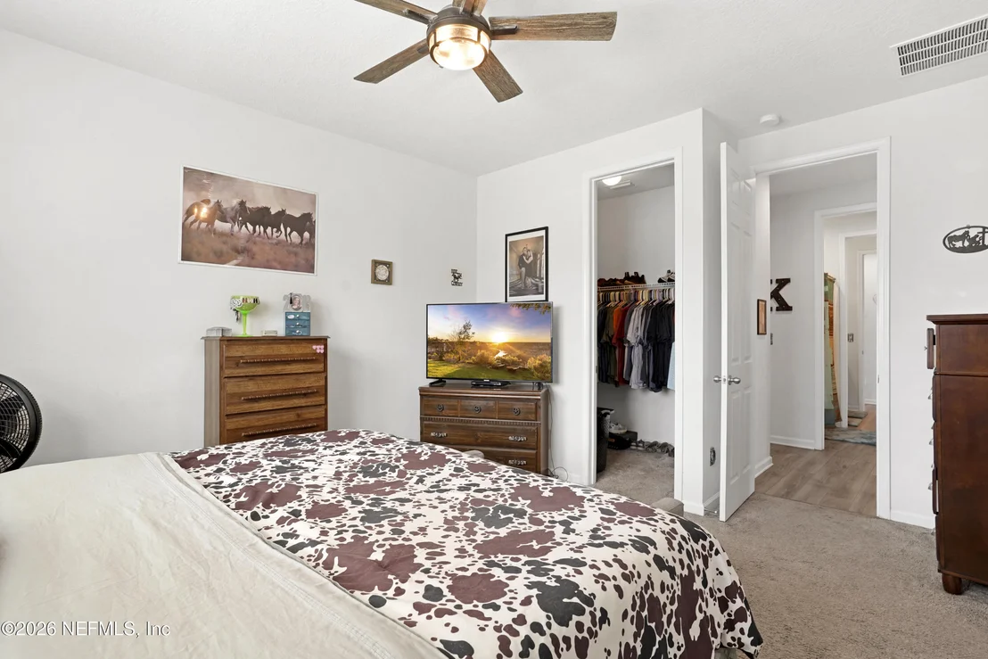 Photo of 1095 PERSIMMON Drive