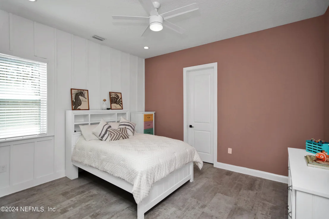 Photo of 10152 SILVERBROOK Trail