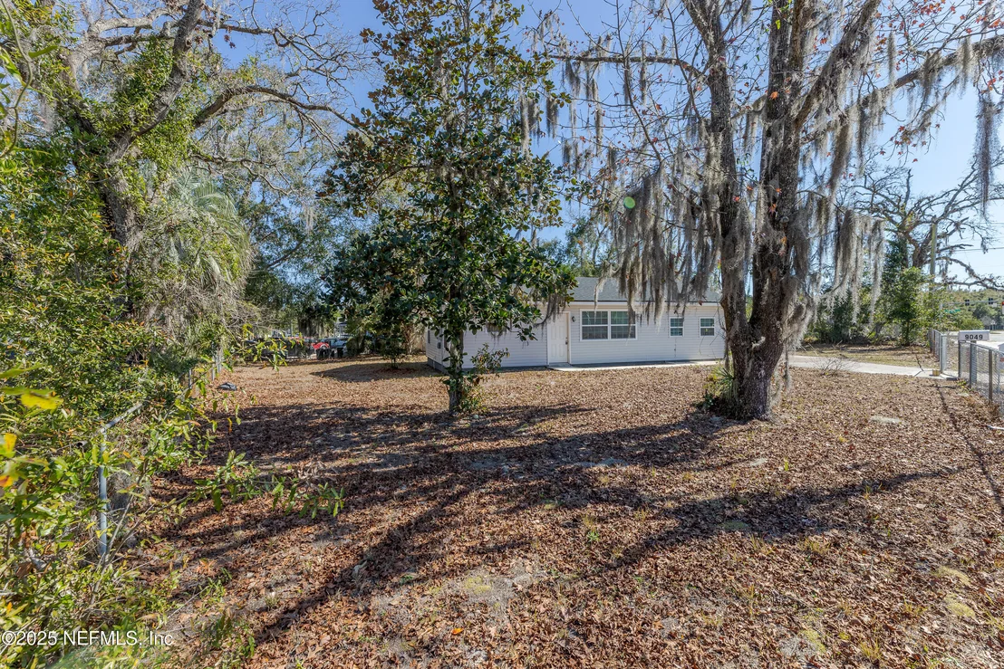 Photo of 9049 NORFOLK Boulevard