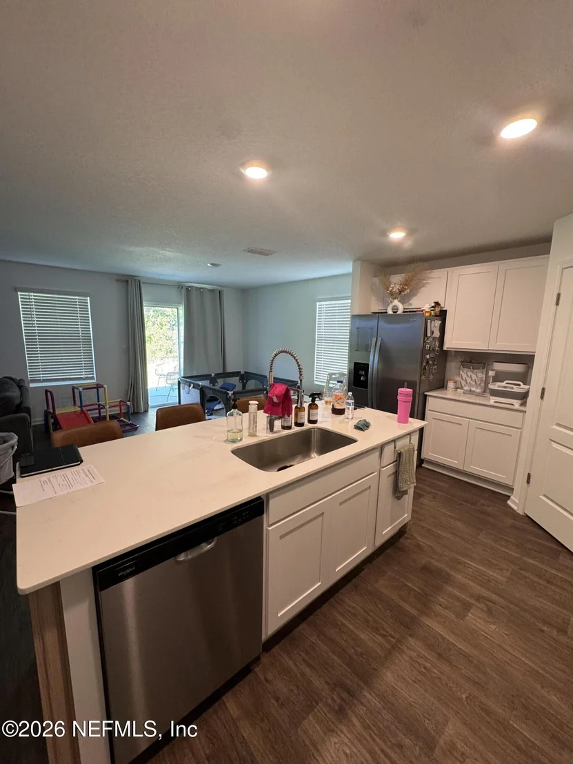 Photo of 407 ARDILA Circle