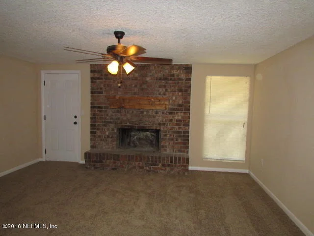 Photo of 2986 HOLLYBAY Road