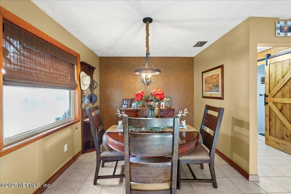 Photo of 188 PALM Drive