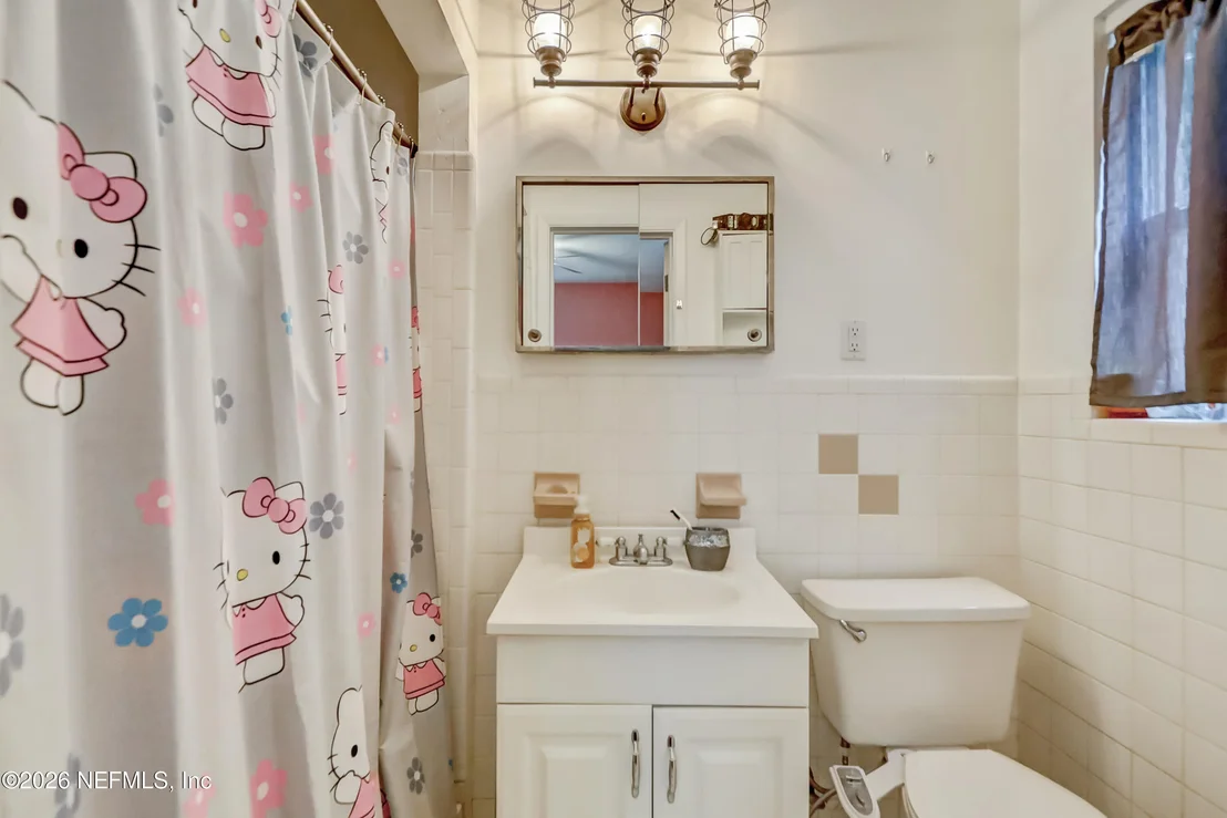Photo of 3483 THORNHILL Drive