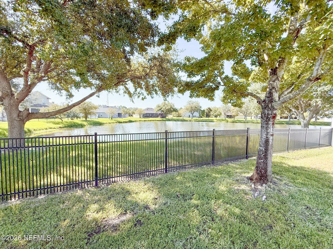 Photo of 219 DEERFIELD GLEN Drive