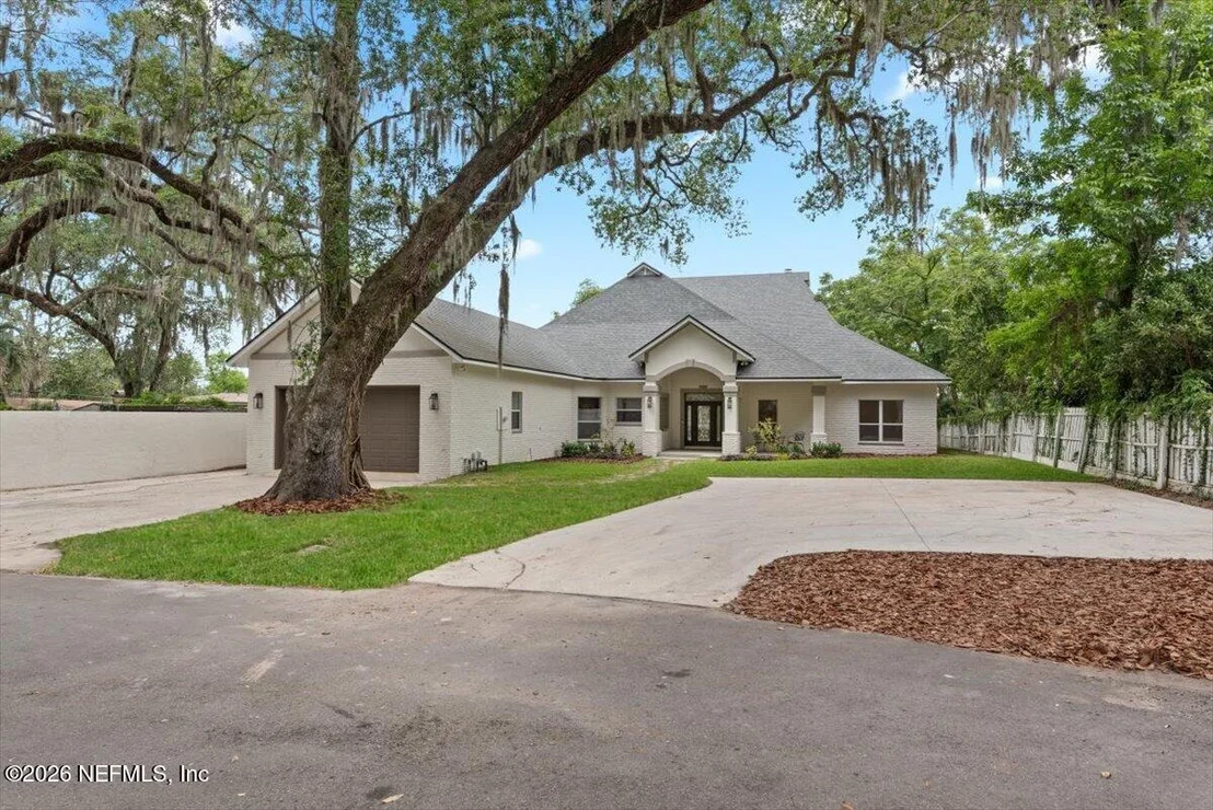 Photo of 3845 HARBOR Drive