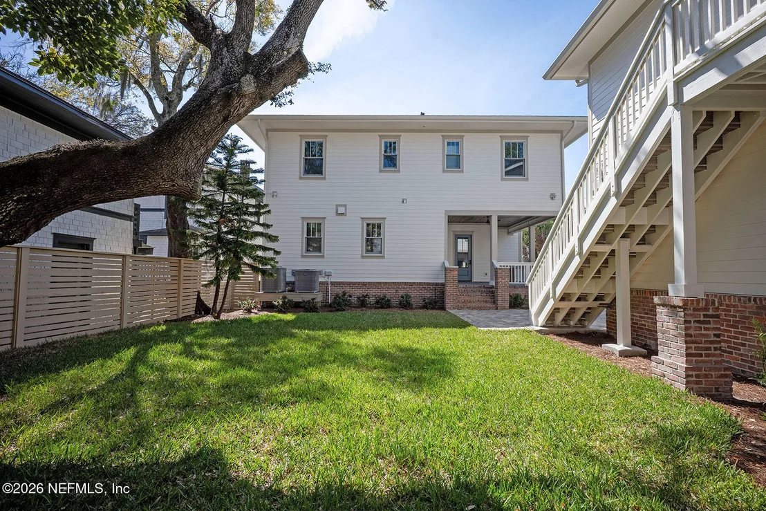 Photo of 1829 POWELL Place