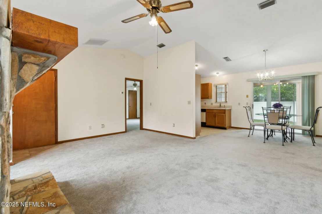 Photo of 124 CAPTAINS POINTE Circle