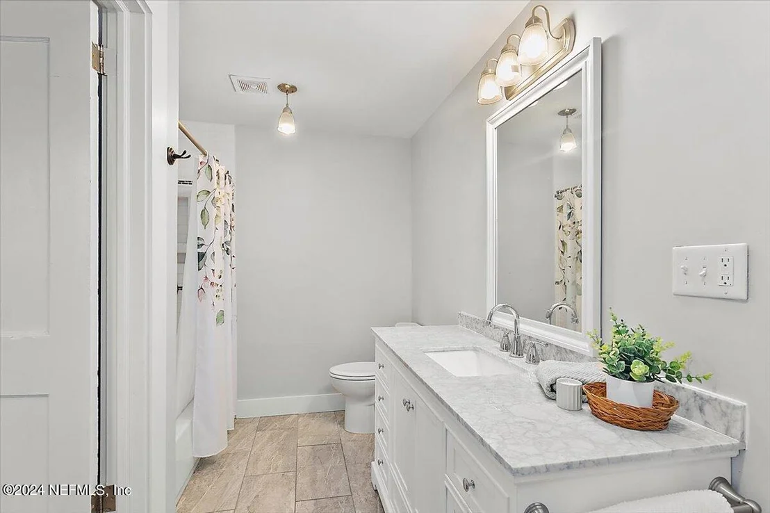Photo of 1203 CHERRY Street