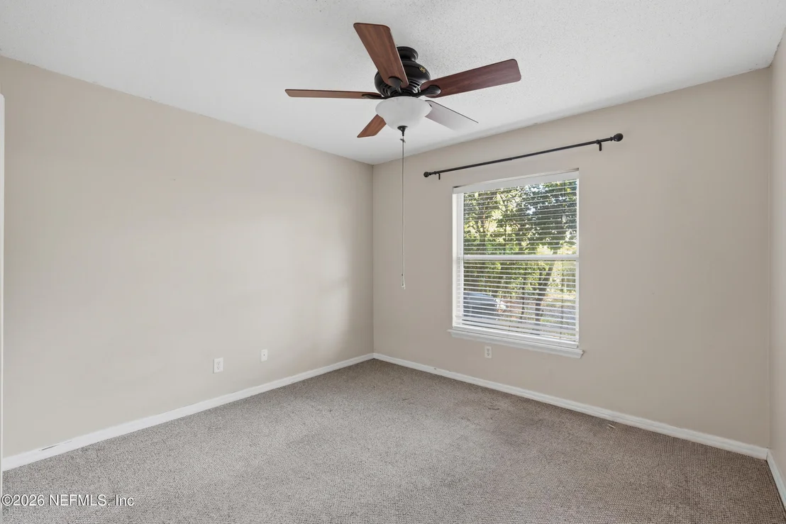 Photo of 917 BUTTERCUP Drive