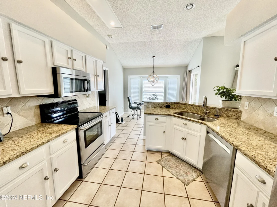 Photo of 1404 GIBRALTER Lane