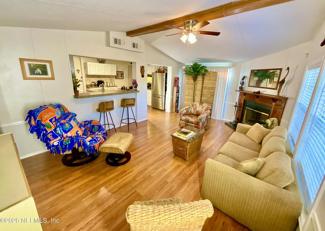 Photo of 129 CRYSTAL LAKE Drive