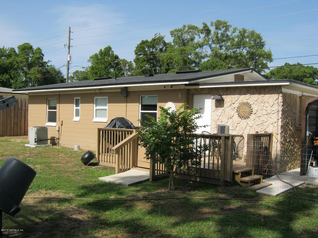 Photo of 4215 FOREST Boulevard