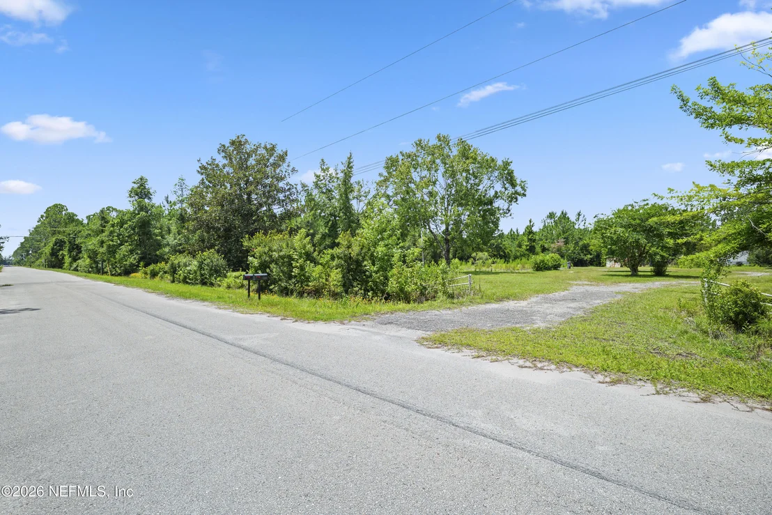 Photo of 1831 FORBES Road