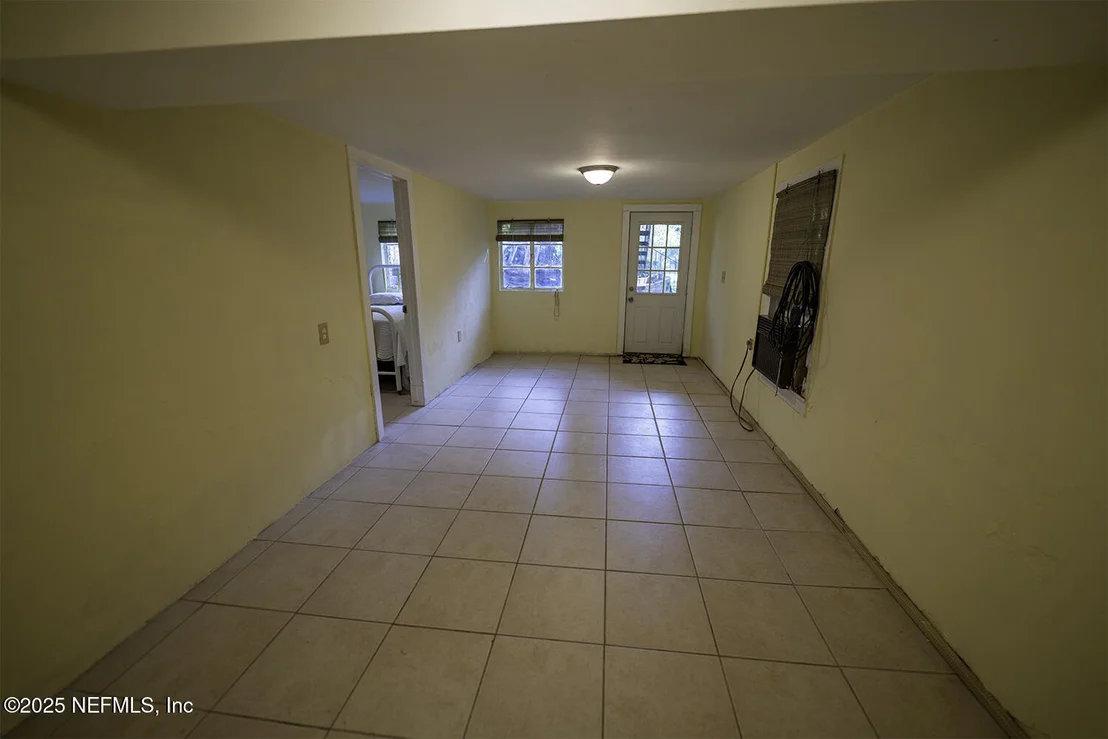 Photo of 5527 HYDE PARK Circle