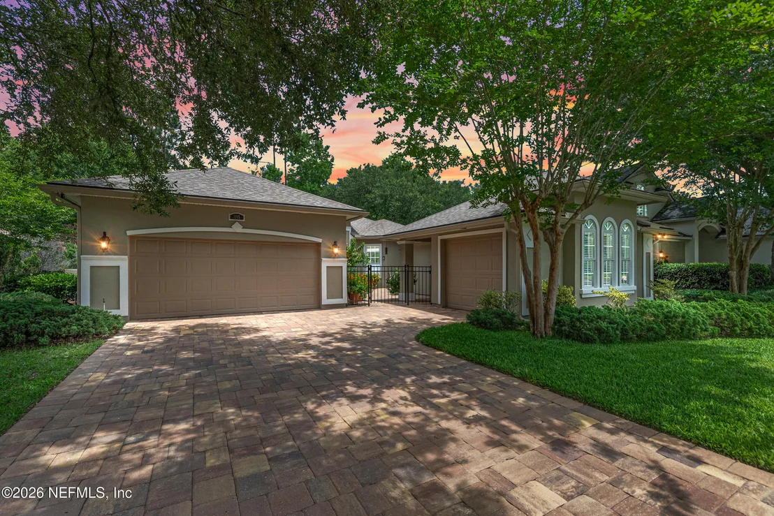 Photo of 1015 GREEN PINE Circle