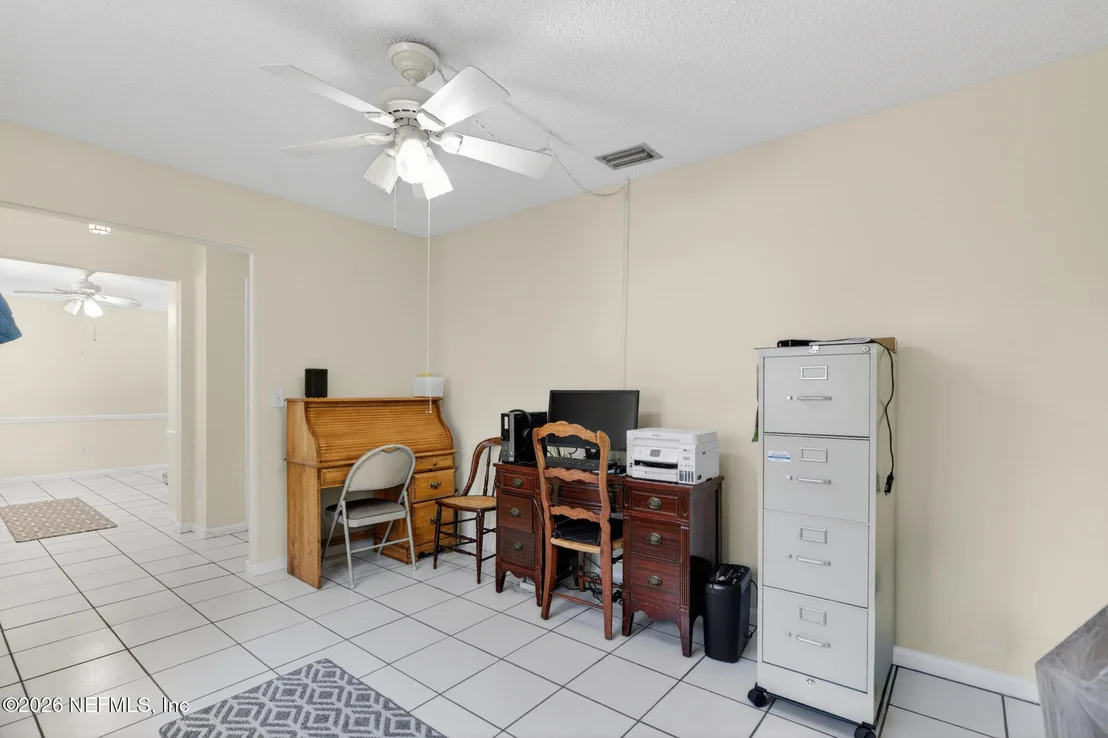 Photo of 1411 FOREST Lane